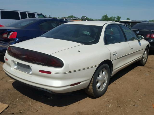 1G3GR62C9V4122676 - 1997 OLDSMOBILE AURORA WHITE photo 4