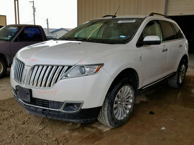 2LMDJ6JK2FBL27315 - 2015 LINCOLN MKX WHITE photo 2