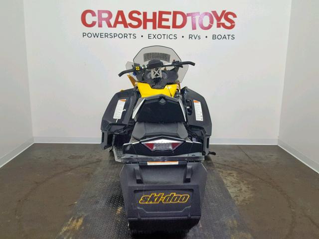 2BPSMLCA6CV000136 - 2012 SKI DOO MXZ TNT YELLOW photo 4