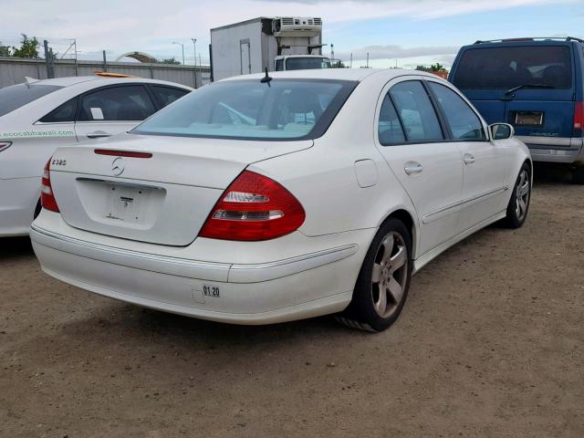 WDBUF65J94A405387 - 2004 MERCEDES-BENZ E 320 WHITE photo 4