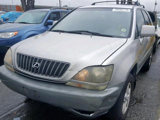 JT6GF10U7X0028322 - 1999 LEXUS RX 300 BEIGE photo 2