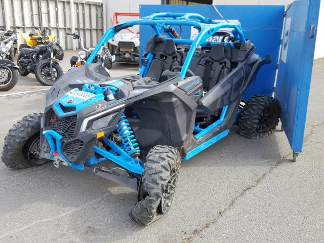 3JBVVAW49JK001765 - 2018 CAN-AM MAVERICK X TWO TONE photo 2