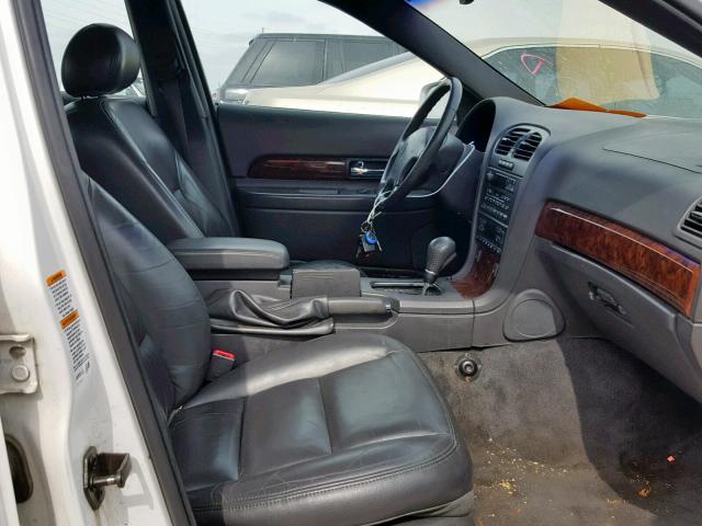 1LNHM87A9YY761400 - 2000 LINCOLN LS أبيض صورة 5