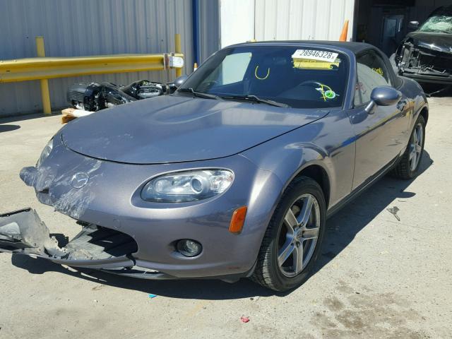 JM1NC25F960105330 - 2006 MAZDA MX-5 MIATA GRAY photo 2