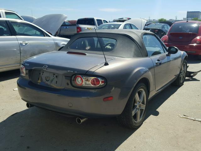 JM1NC25F960105330 - 2006 MAZDA MX-5 MIATA GRAY photo 4