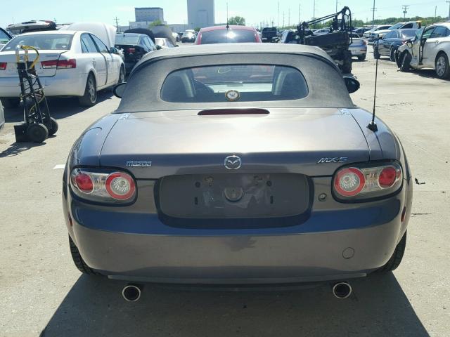 JM1NC25F960105330 - 2006 MAZDA MX-5 MIATA GRAY photo 6