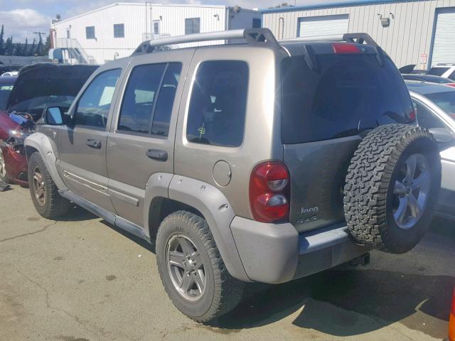 1J4GL38K05W682681 - 2005 JEEP LIBERTY RE BEIGE photo 3