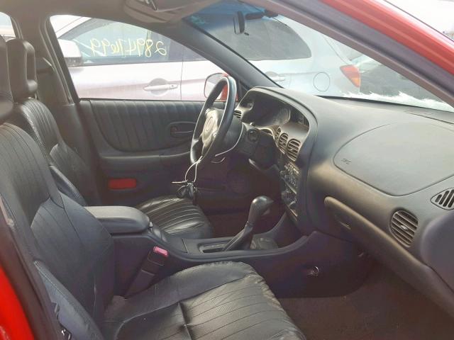 1G2WP52K21F262736 - 2001 PONTIAC GRAND PRIX RED photo 5