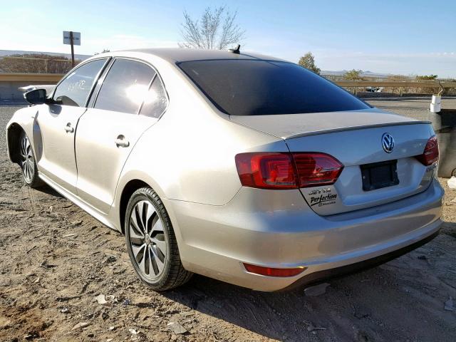 3VW637AJ6DM303317 - 2013 VOLKSWAGEN JETTA HYBR GOLD photo 3