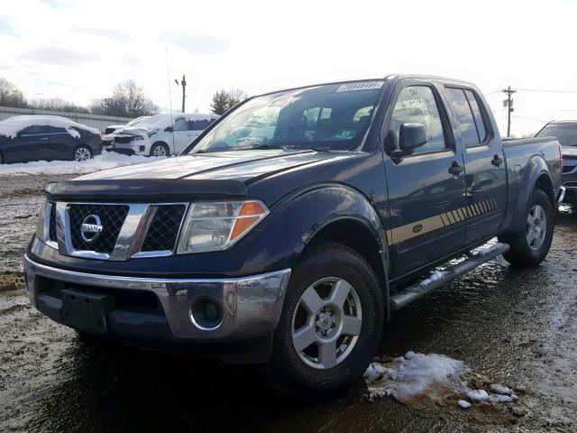 1N6AD09W88C419785 - 2008 NISSAN FRONTIER C BLACK photo 2