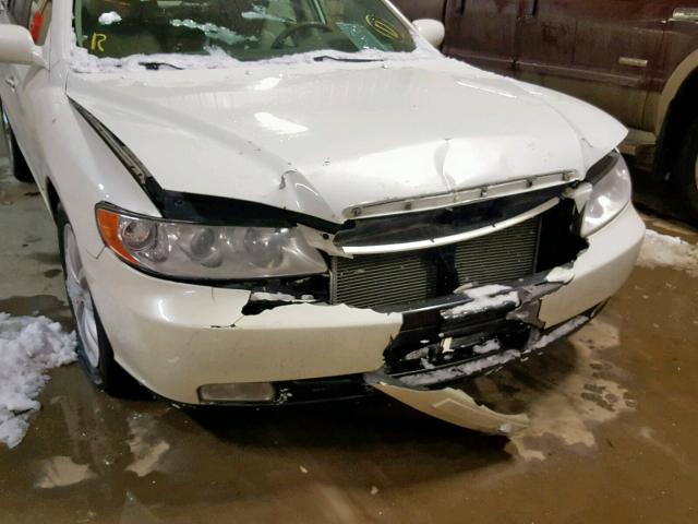 KMHFC46F46A051035 - 2006 HYUNDAI AZERA SE WHITE photo 9