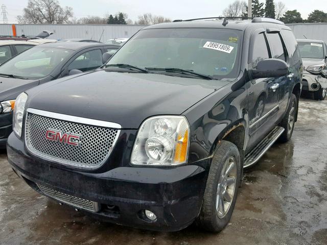 1GKFK638X7J154765 - 2007 GMC YUKON DENA BLACK photo 2