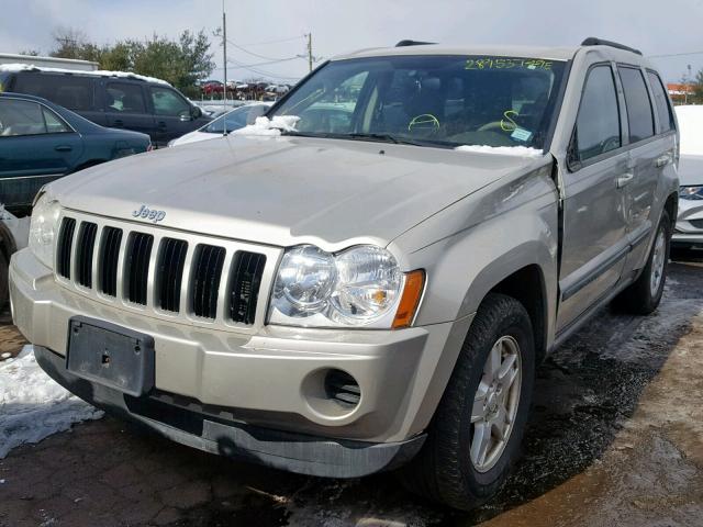 1J8GR48K77C535958 - 2007 JEEP GRAND CHER BEIGE photo 2