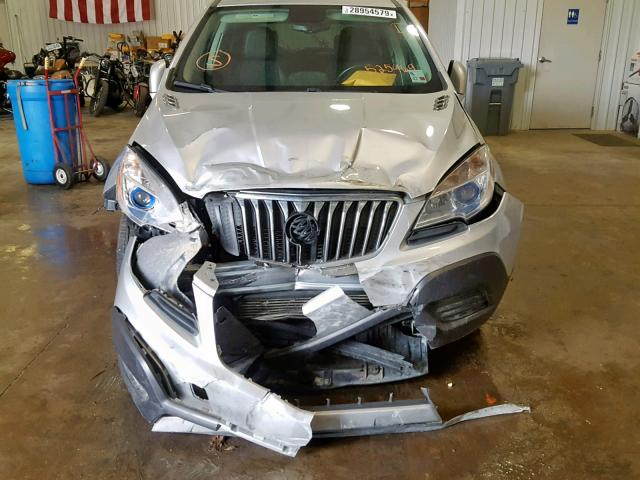 KL4CJASB0GB525969 - 2016 BUICK ENCORE SILVER photo 9