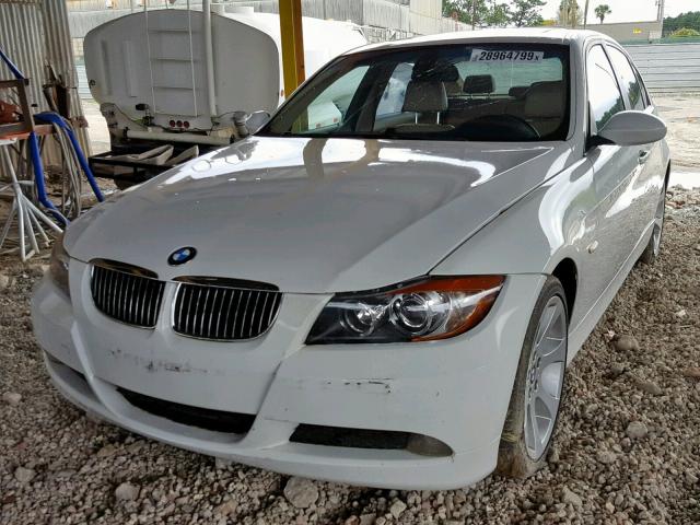 WBAVB33526PS15756 - 2006 BMW 330 I WHITE photo 2