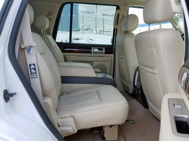 5LMFU28R33LJ51388 - 2003 LINCOLN NAVIGATOR Ақ фото 6