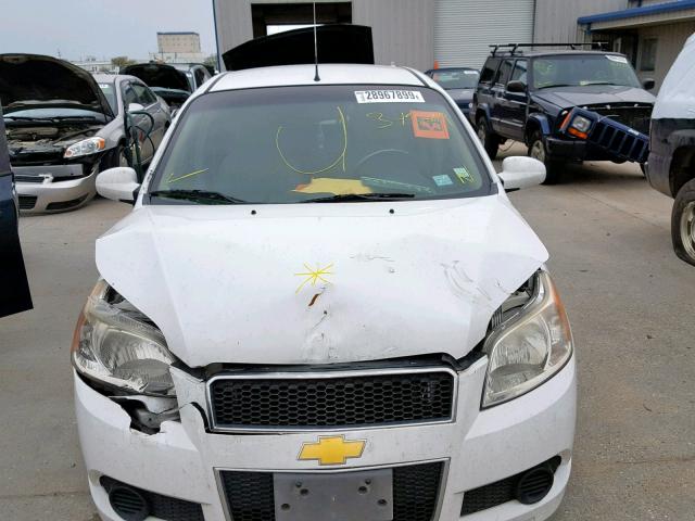 KL1TD6DEXBB124575 - 2011 CHEVROLET AVEO LS WHITE photo 7