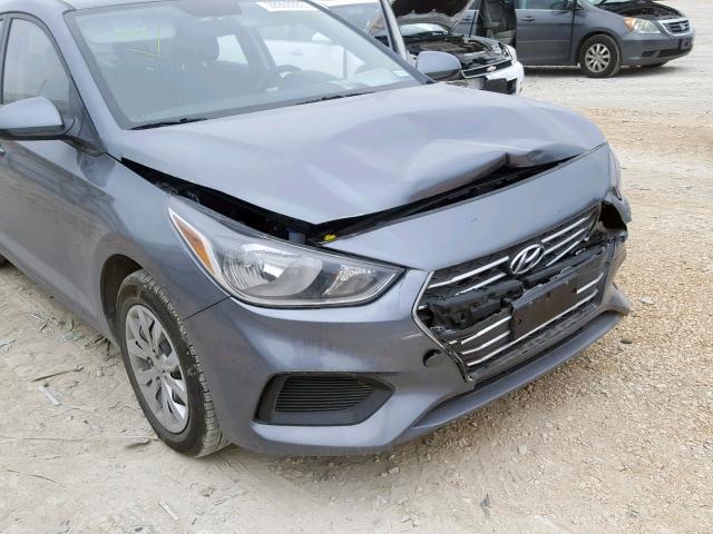 3KPC24A34KE052197 - 2019 HYUNDAI ACCENT SE GRAY photo 9