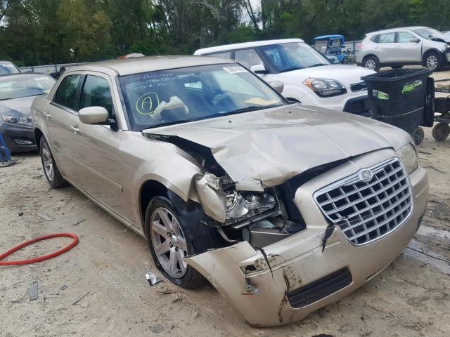 2C3LA43R06H526570 - 2006 CHRYSLER 300 GOLD photo 1