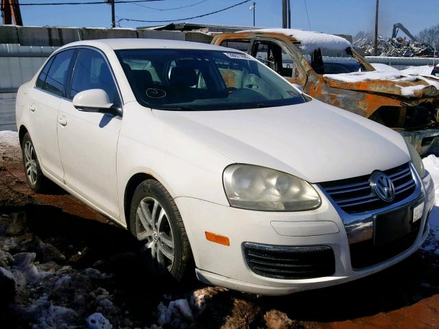 3VWRG71K46M674828 - 2006 VOLKSWAGEN JETTA 2.5 WHITE photo 1