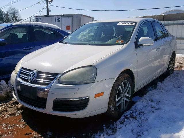 3VWRG71K46M674828 - 2006 VOLKSWAGEN JETTA 2.5 WHITE photo 2