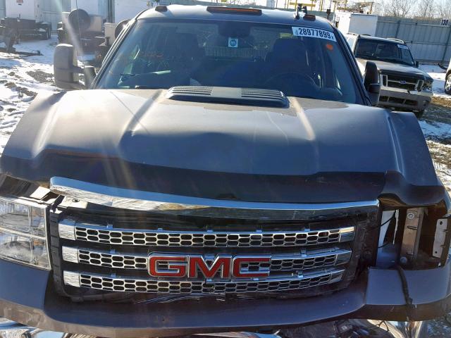 1GT423C87DF217322 - 2013 GMC SIERRA K35 GRAY photo 7