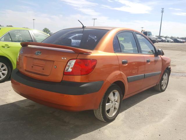 KNADE123676205360 - 2007 KIA RIO BASE ORANGE photo 4