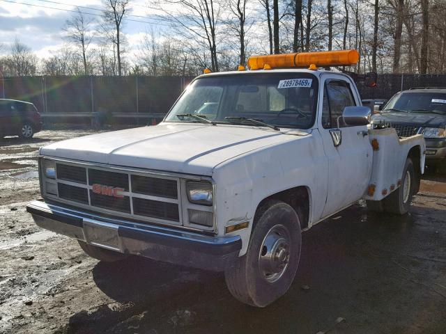 1GDHR34K7JJ511167 - 1988 GMC R35 CONVEN WHITE photo 2