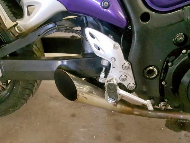 JS1GX72A682113065 - 2008 SUZUKI GSX1300 R PURPLE photo 9