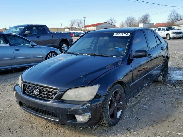 JTHBD192720061984 - 2002 LEXUS IS 300 BLACK photo 2