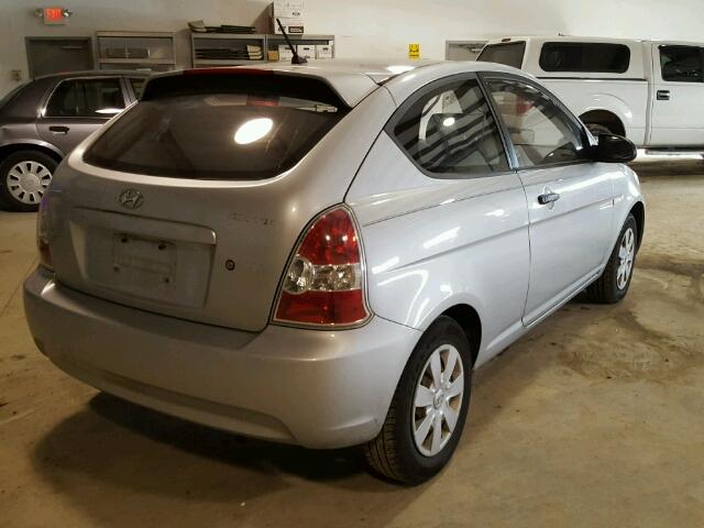 KMHCM36C87U011539 - 2007 HYUNDAI ACCENT GS SILVER photo 4