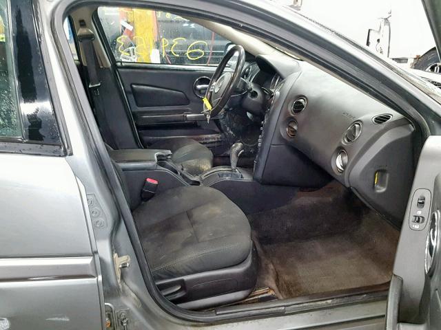 2G2WP552881102678 - 2008 PONTIAC GRAND PRIX GRAY photo 5