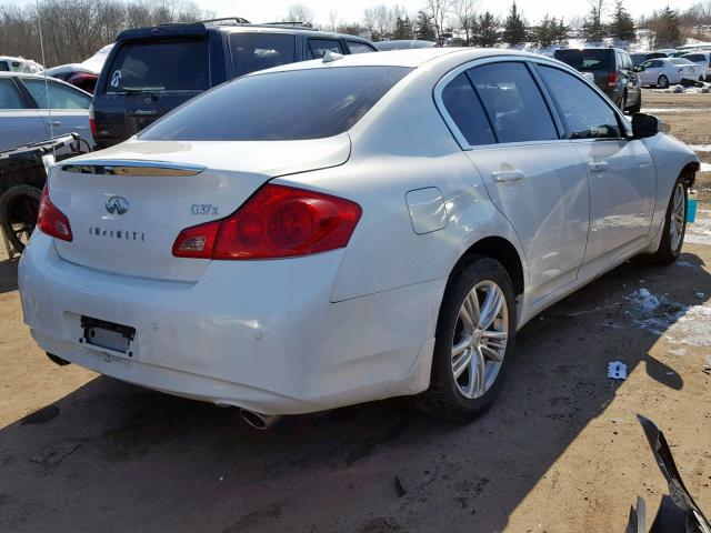 JN1CV6AR9BM354550 - 2011 INFINITI G37 WHITE photo 4