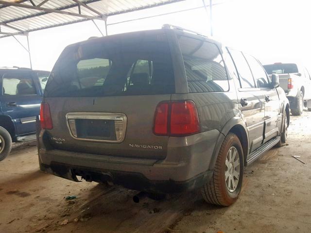 5LMFU27R43LJ19938 - 2003 LINCOLN NAVIGATOR GRAY photo 4