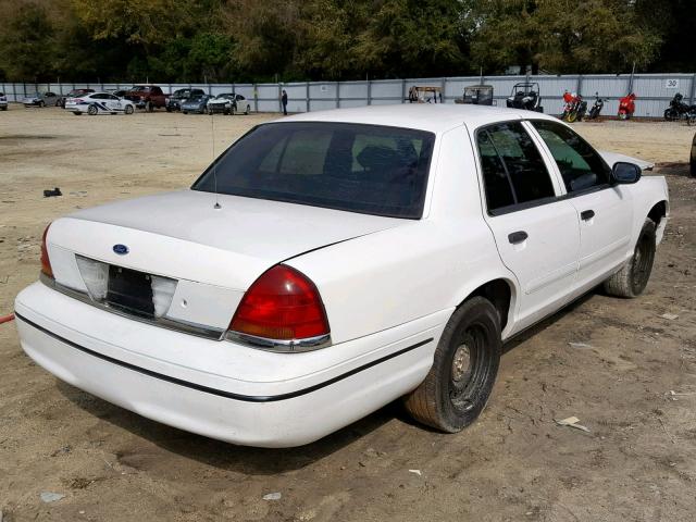 2FAFP71W4XX165553 - 1999 FORD CROWN VICT WHITE photo 4