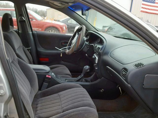 1G2WK52J42F271848 - 2002 PONTIAC GRAND PRIX SILVER photo 5