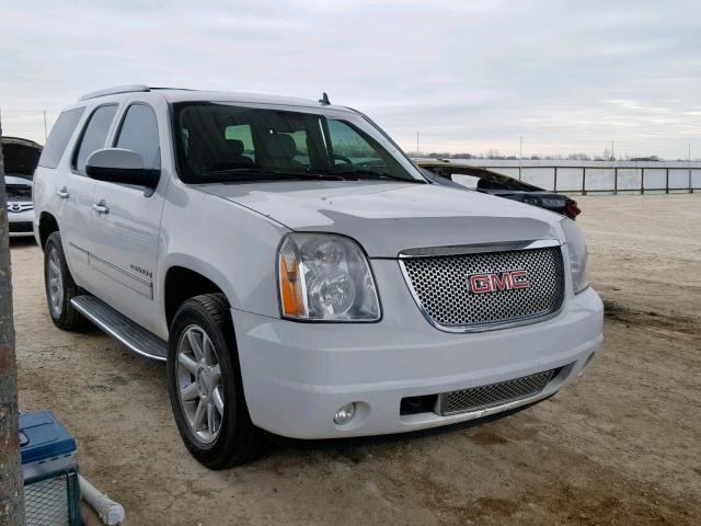 1GKFK03299R198866 - 2009 GMC YUKON DENA WHITE photo 1