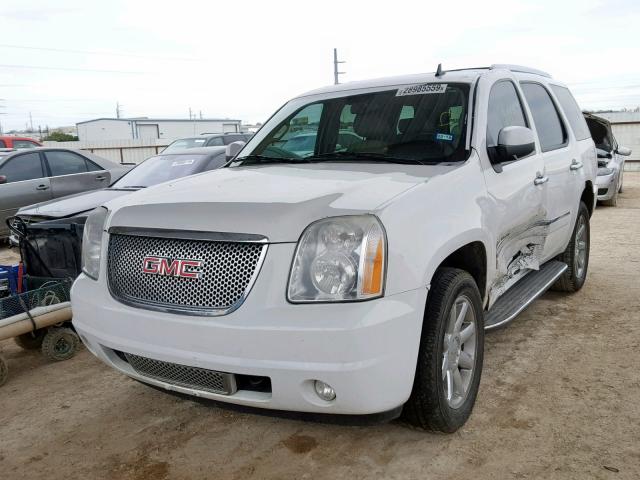 1GKFK03299R198866 - 2009 GMC YUKON DENA WHITE photo 2