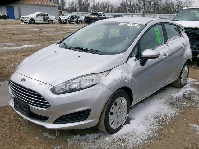 3FADP4TJ3GM118579 - 2016 FORD FIESTA S SILVER photo 2