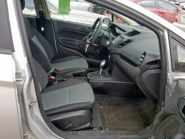 3FADP4TJ3GM118579 - 2016 FORD FIESTA S SILVER photo 5