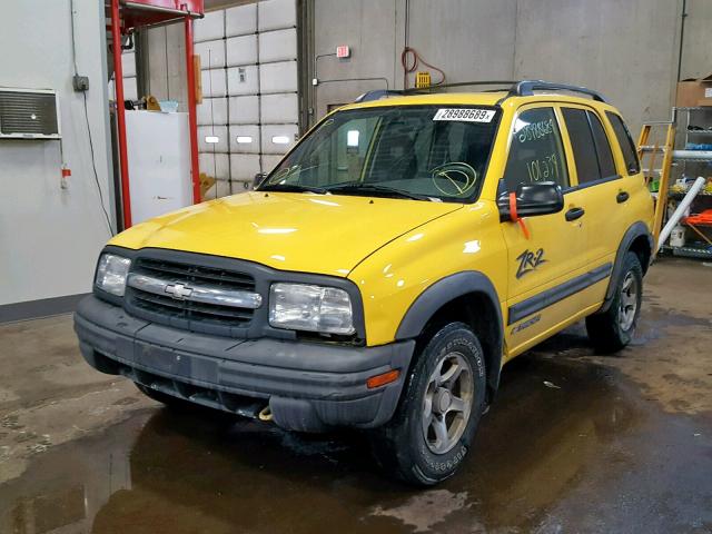 2CNBJ734936940026 - 2003 CHEVROLET TRACKER ZR YELLOW photo 2