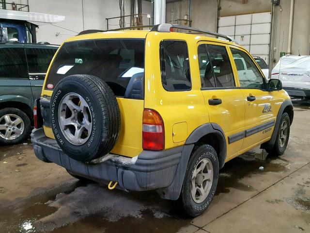 2CNBJ734936940026 - 2003 CHEVROLET TRACKER ZR YELLOW photo 4