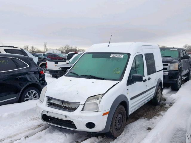 NM0KS9BN8AT017593 - 2010 FORD TRANSIT CO WHITE photo 2