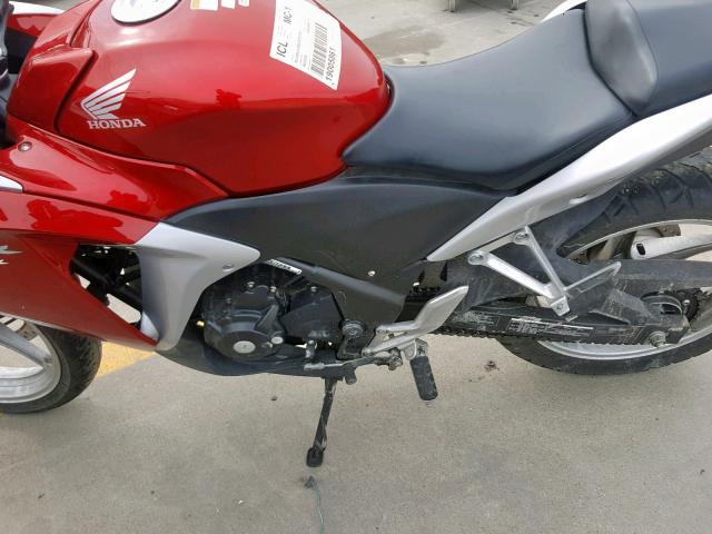 MLHMC4108C5202104 - 2012 HONDA CBR250 R RED photo 9