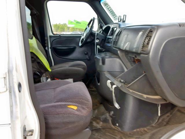 2B6LB31Z81K527939 - 2001 DODGE RAM VAN WHITE photo 5