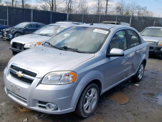 KL1TG5DE5BB231518 - 2011 CHEVROLET AVEO LT SILVER photo 2