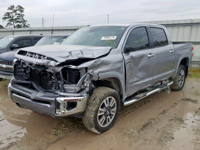 5TFAW5F18JX710224 - 2018 TOYOTA TUNDRA CRE GRAY photo 2