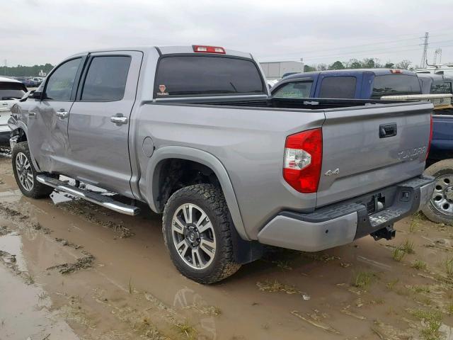 5TFAW5F18JX710224 - 2018 TOYOTA TUNDRA CRE GRAY photo 3