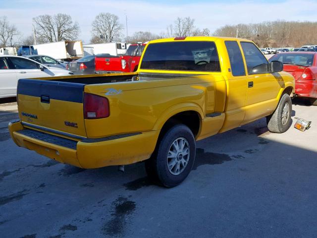 1GTDT19W728199722 - 2002 GMC SONOMA YELLOW photo 4