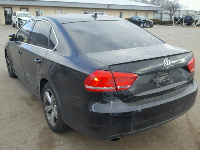 1VWBH7A33DC018660 - 2013 VOLKSWAGEN PASSAT SE BLACK photo 3